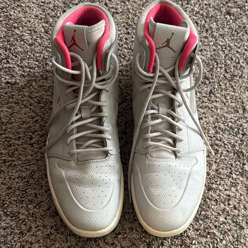 Men’s Jordan Retro High Nouveau - Picture 2 of 7